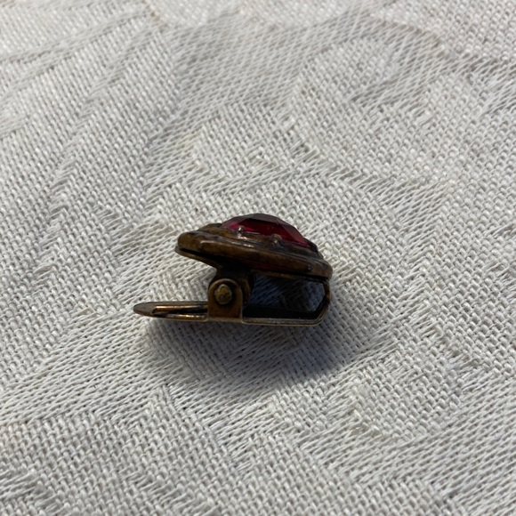 Antique Collar Lapel Clip - Picture 2 of 8